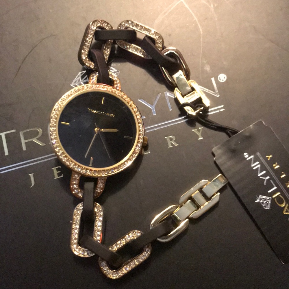 Black and gold watch